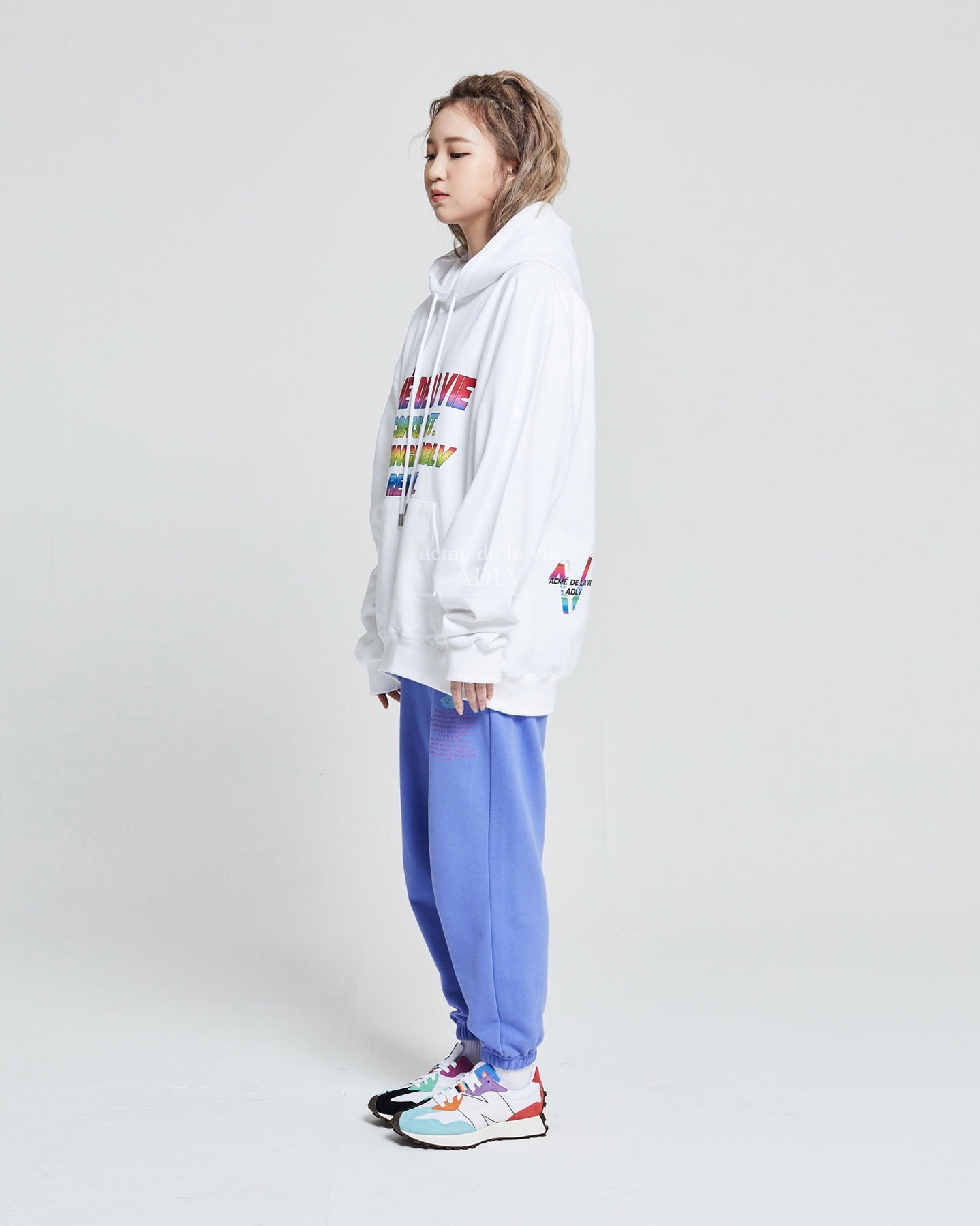 RAINBOW LOGO HOODIE WHITE (WHITE)
