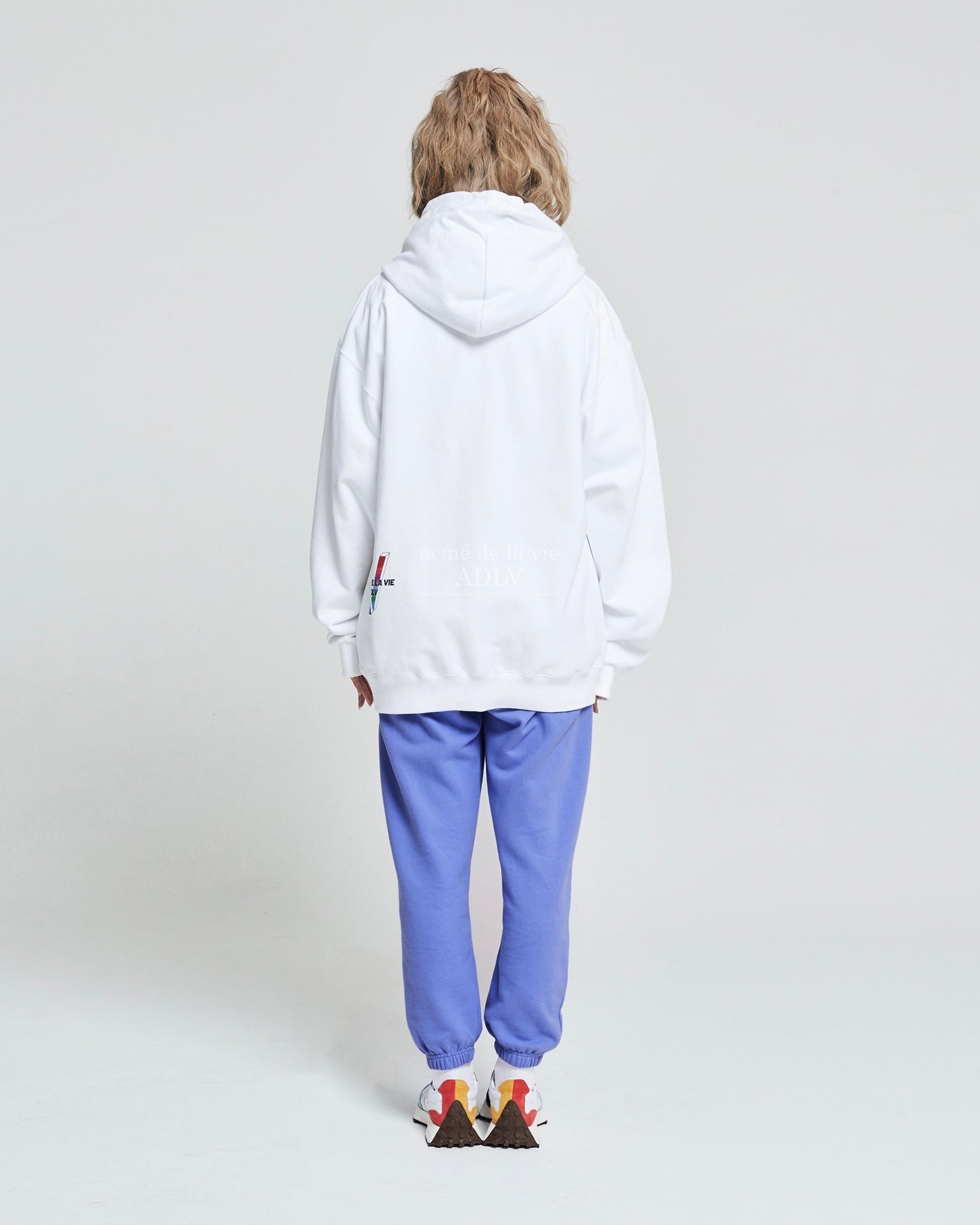 RAINBOW LOGO HOODIE WHITE (WHITE)