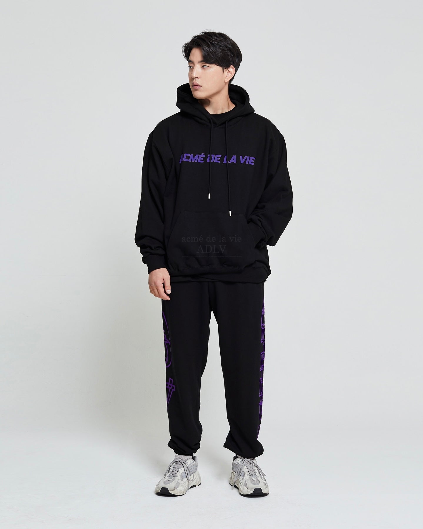 THERMOCHROMIC LOGO HOODIE BLACK (BLACK)
