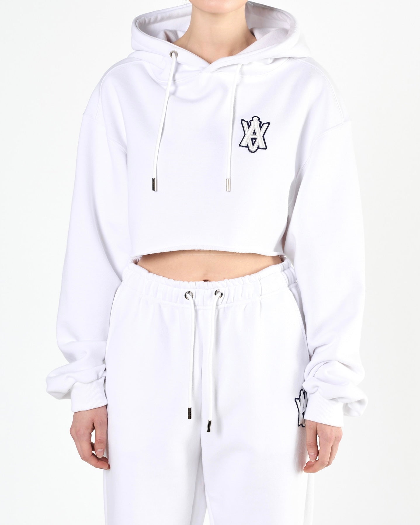 ADLV x LISA A LOGO EMBLEM PATCH CROP HOODIE (WHITE)