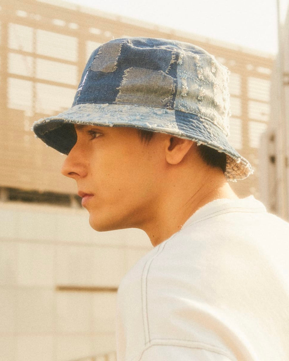 DENIM MASHUP BUCKET (MEDIUM BLUE)