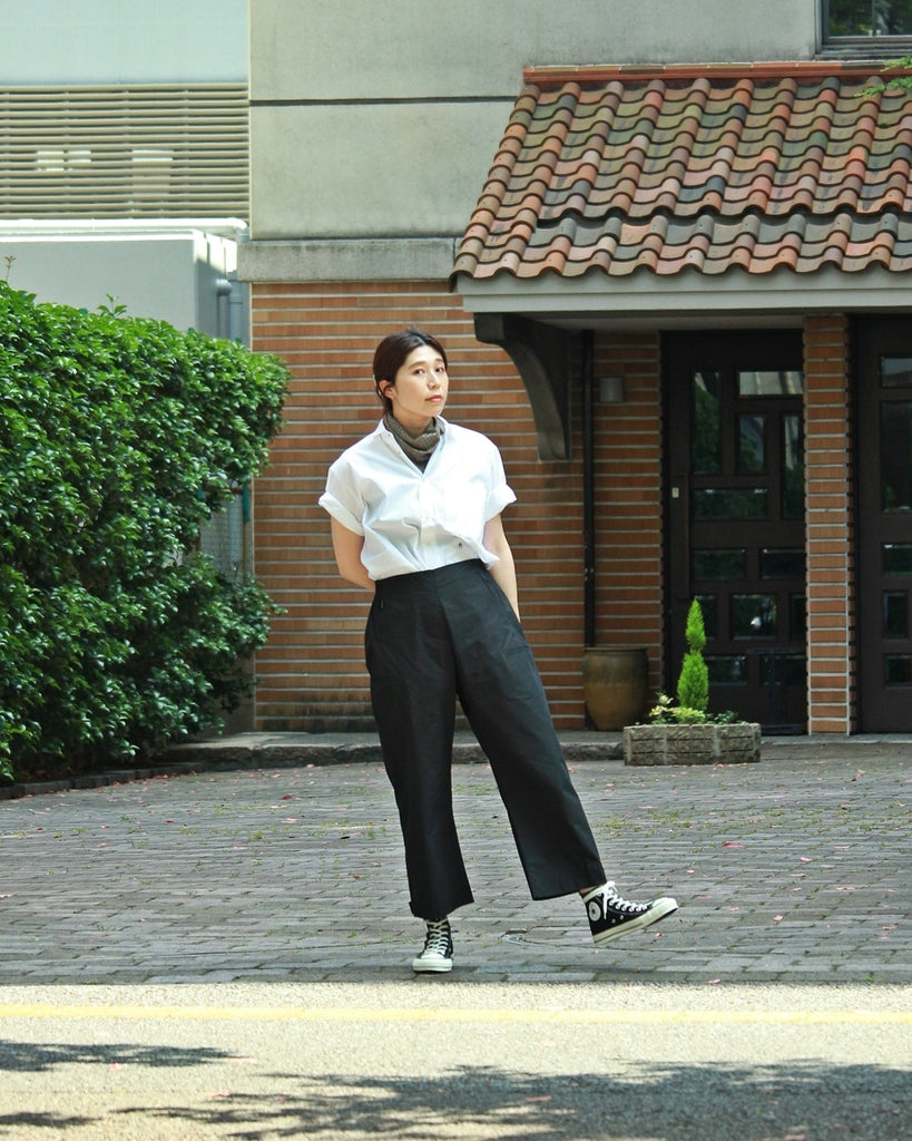 NANAMICA REGULAR COLLAR WIND H/S SHIRT (OFF WHITE)