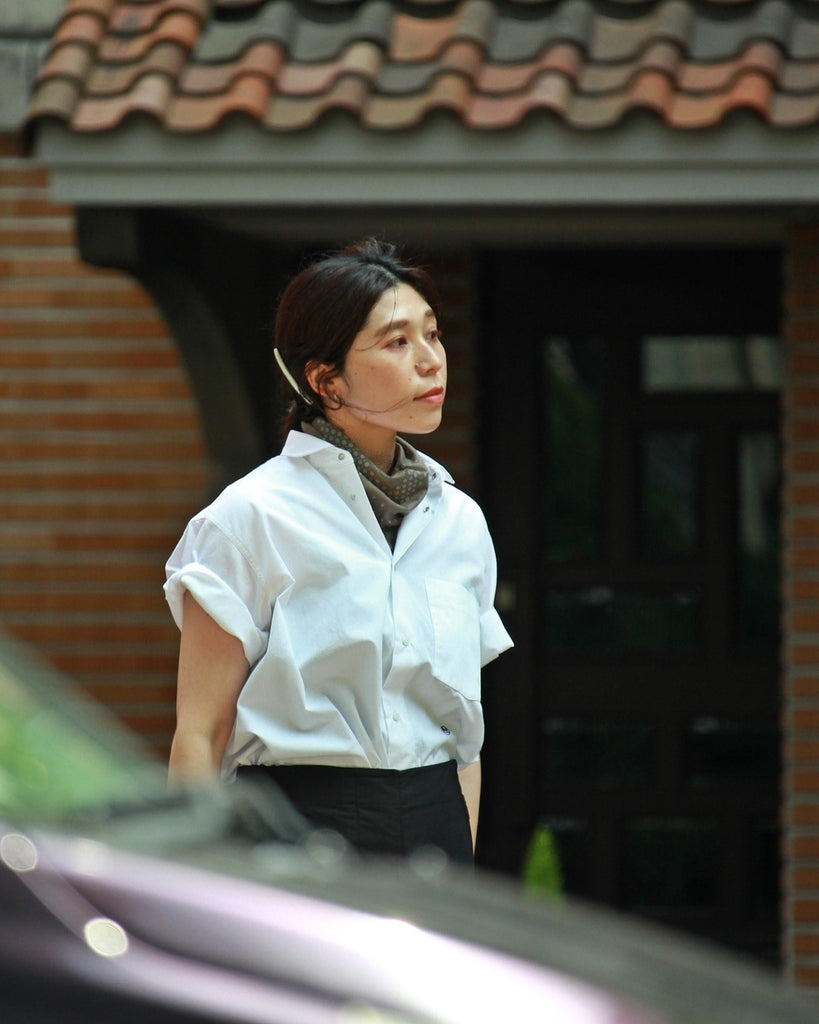 NANAMICA REGULAR COLLAR WIND H/S SHIRT (OFF WHITE)