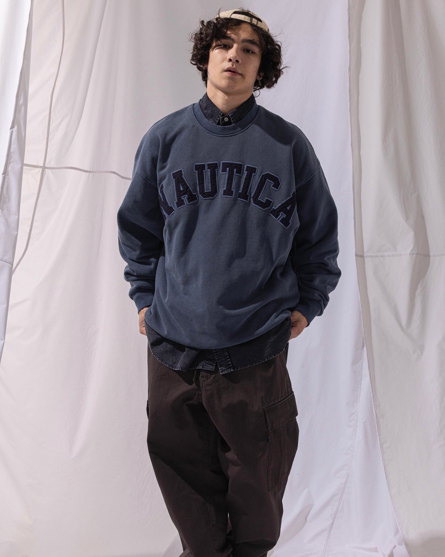 NAUTICA KNIT ACTIVE HEAVY WEIGHT SWEAT GARMENT DYED ARCHLOGO CREW (NAVY, 4NV)