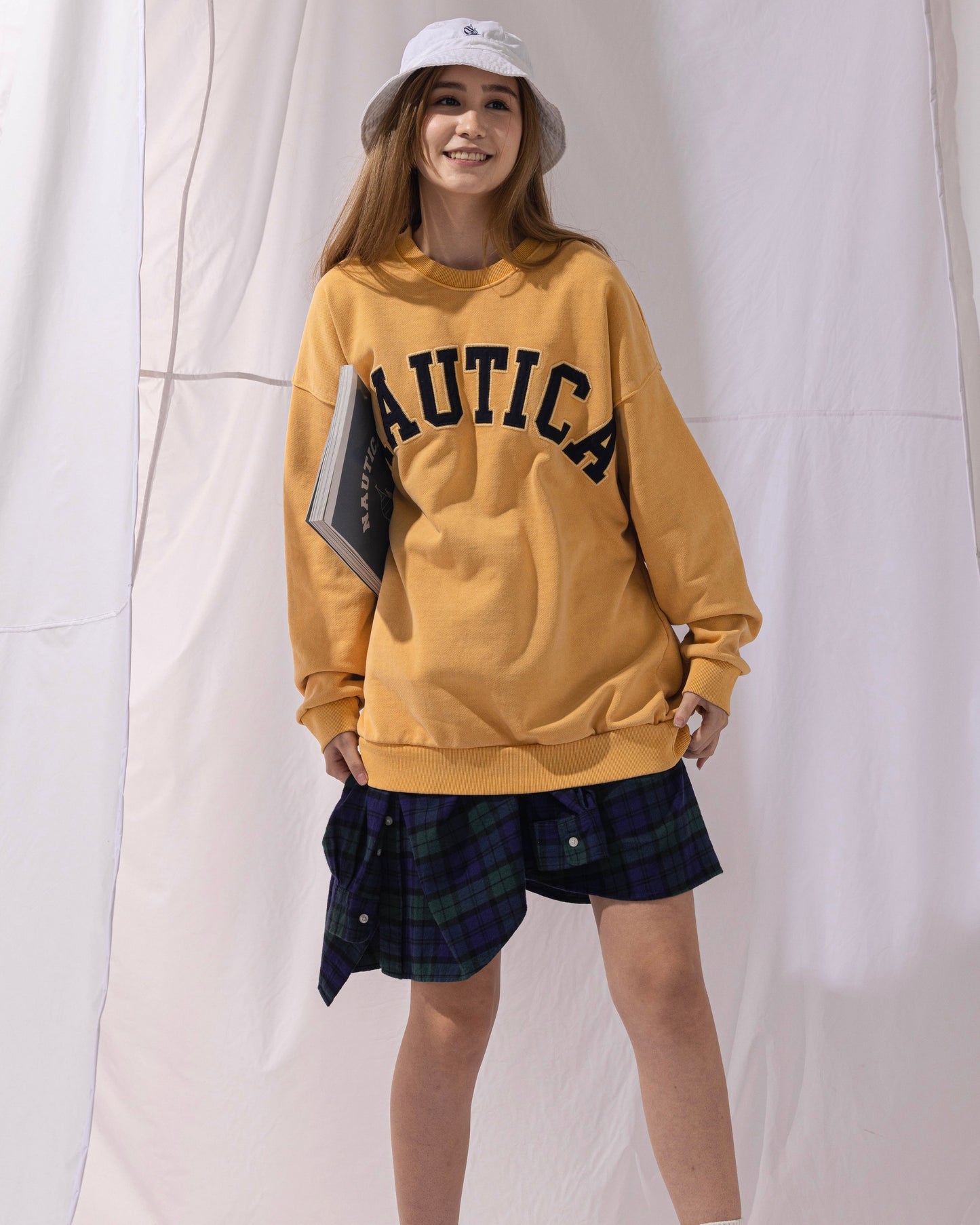 NAUTICA KNIT ACTIVE HEAVY WEIGHT SWEAT GARMENT DYED ARCHLOGO CREW (MASTARD, 7TW)