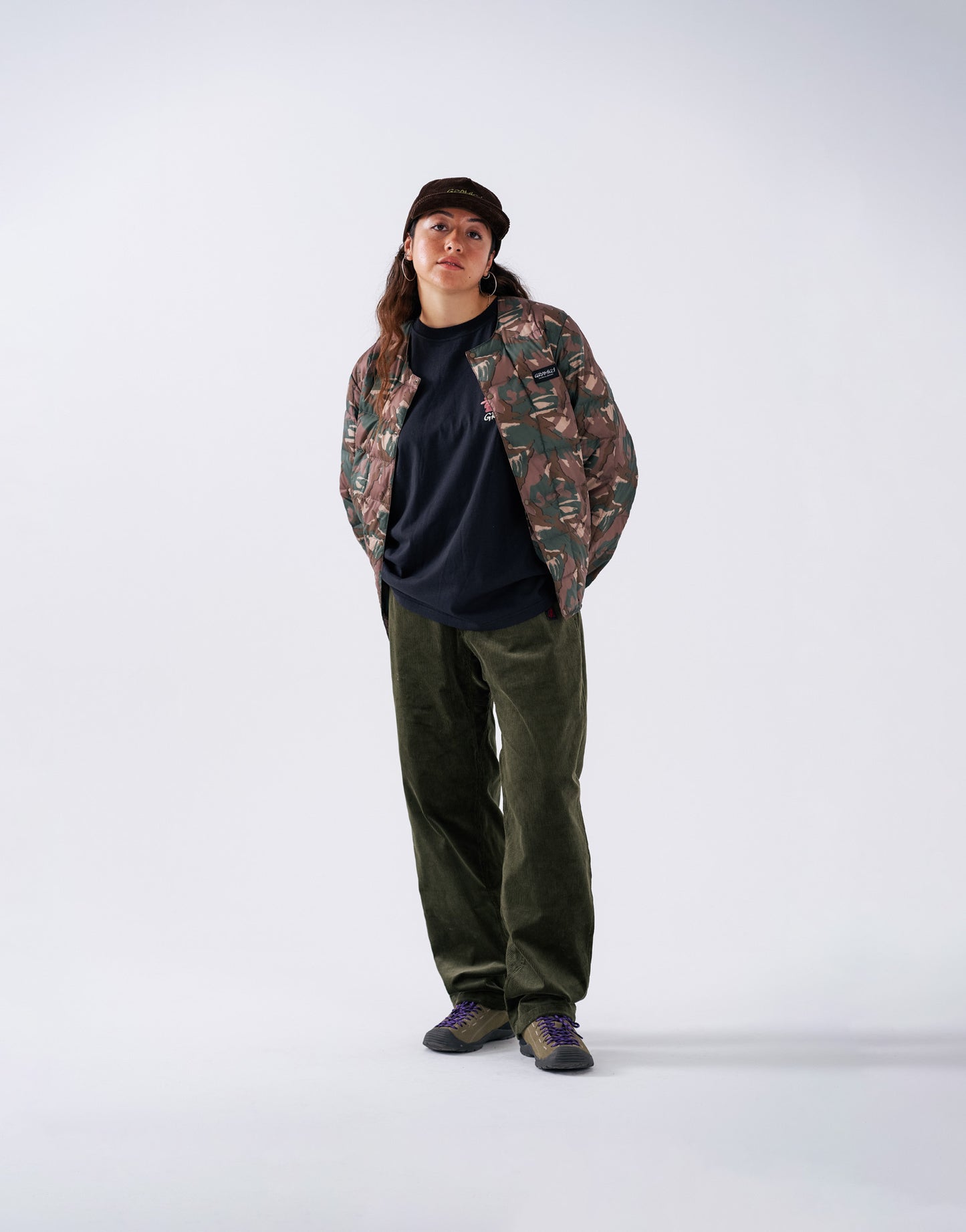 GRAMICCI CORDUROY LOOSE TAPERED PANT (DARK BROWN)
