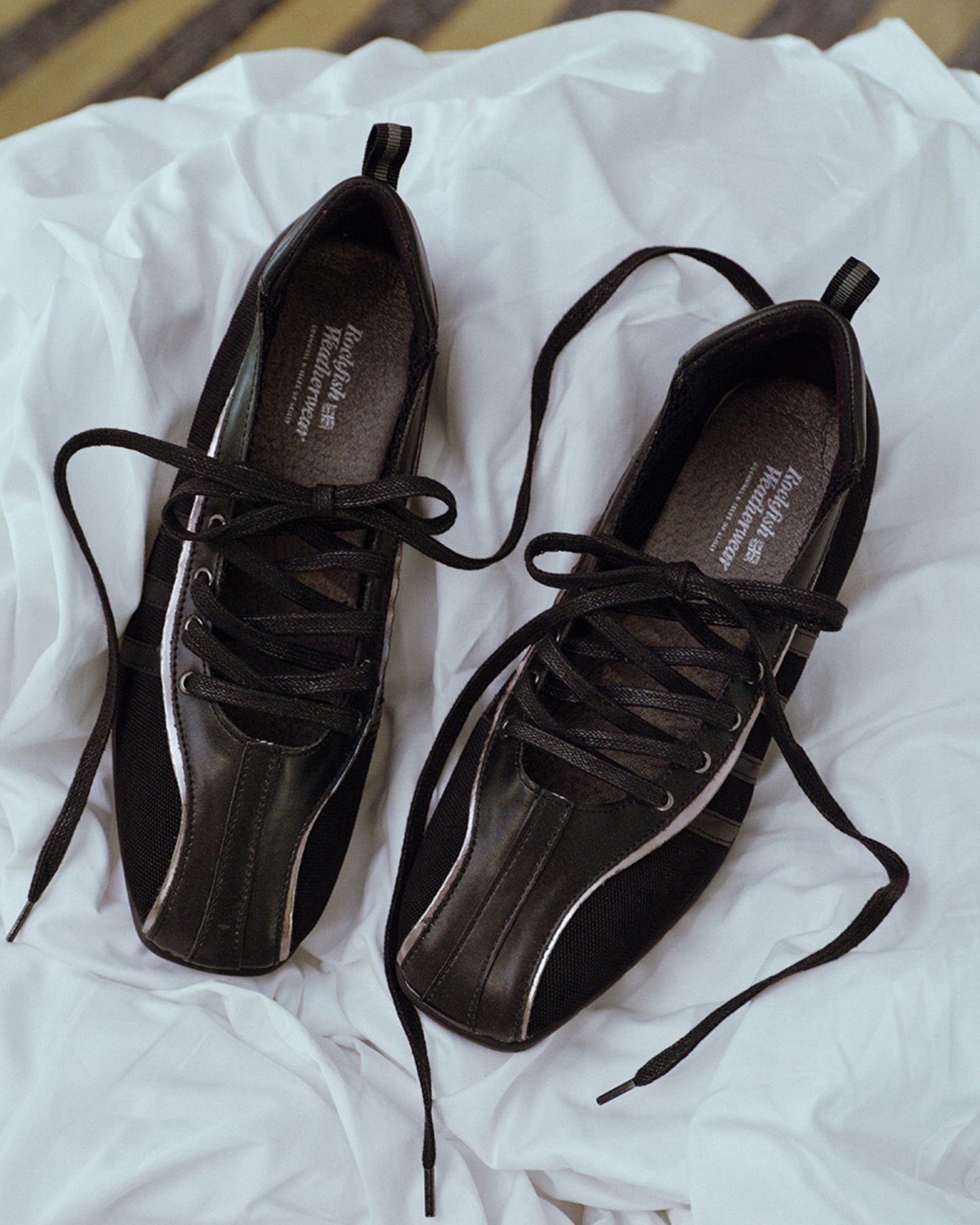 BLISS LACEUP SNEAKERS (BLACK)