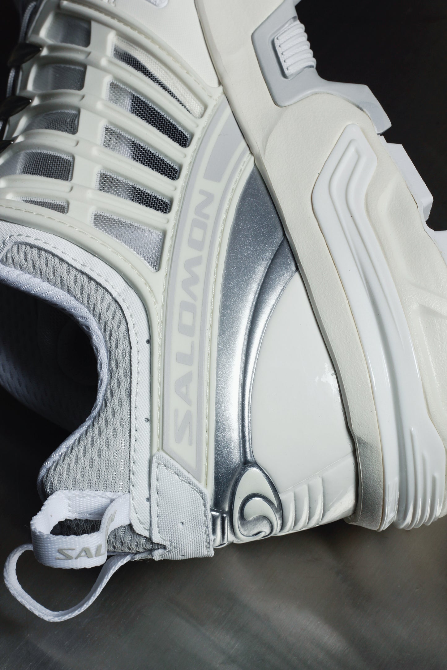 SALOMON ACS PRO (WHITE/VANILLA ICE/LUNAR ROCK)