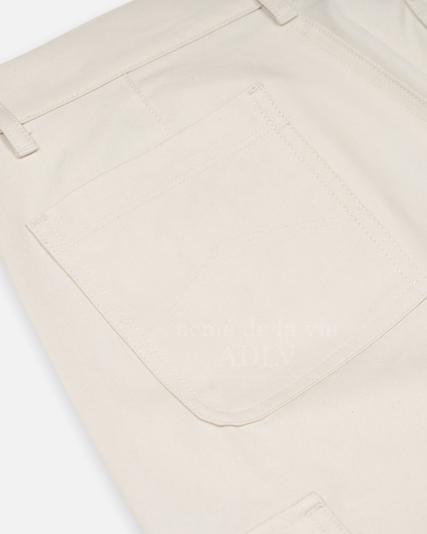 ADLV x LISA A LOGO EMBLEM EMBROIDERY CARGO PANTS (IVORY)
