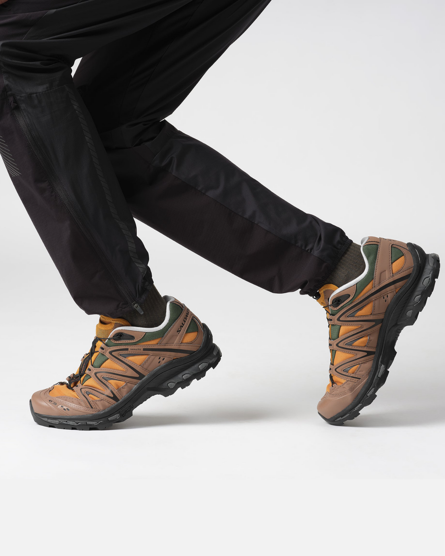 SALOMON XT-QUEST 75TH (GOLDEN OAK / ACORN / BLACK)