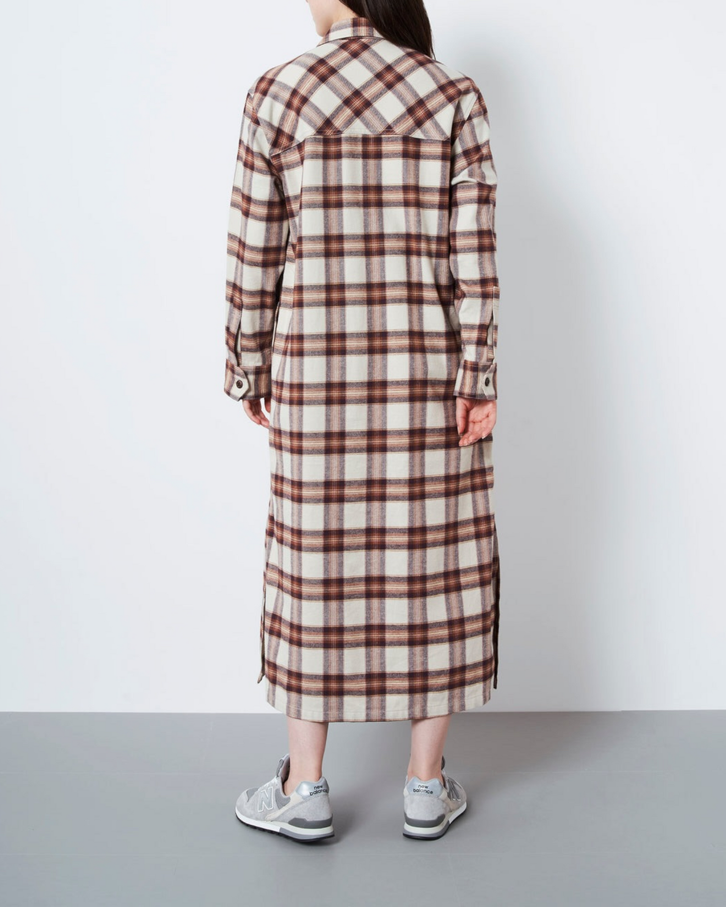 GRAMICCI FLANNEL SHIRT DRESS (BEIGE)