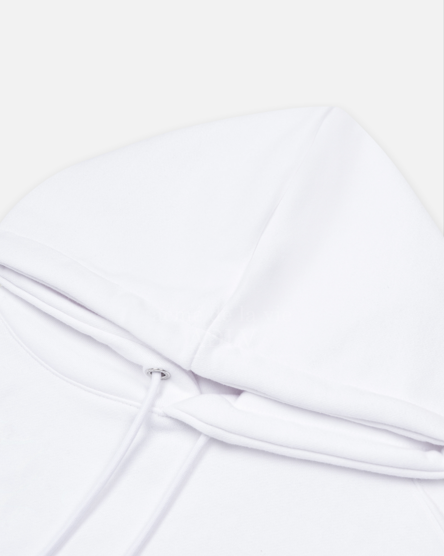 ADLV x LISA A LOGO EMBLEM PATCH CROP HOODIE (WHITE)