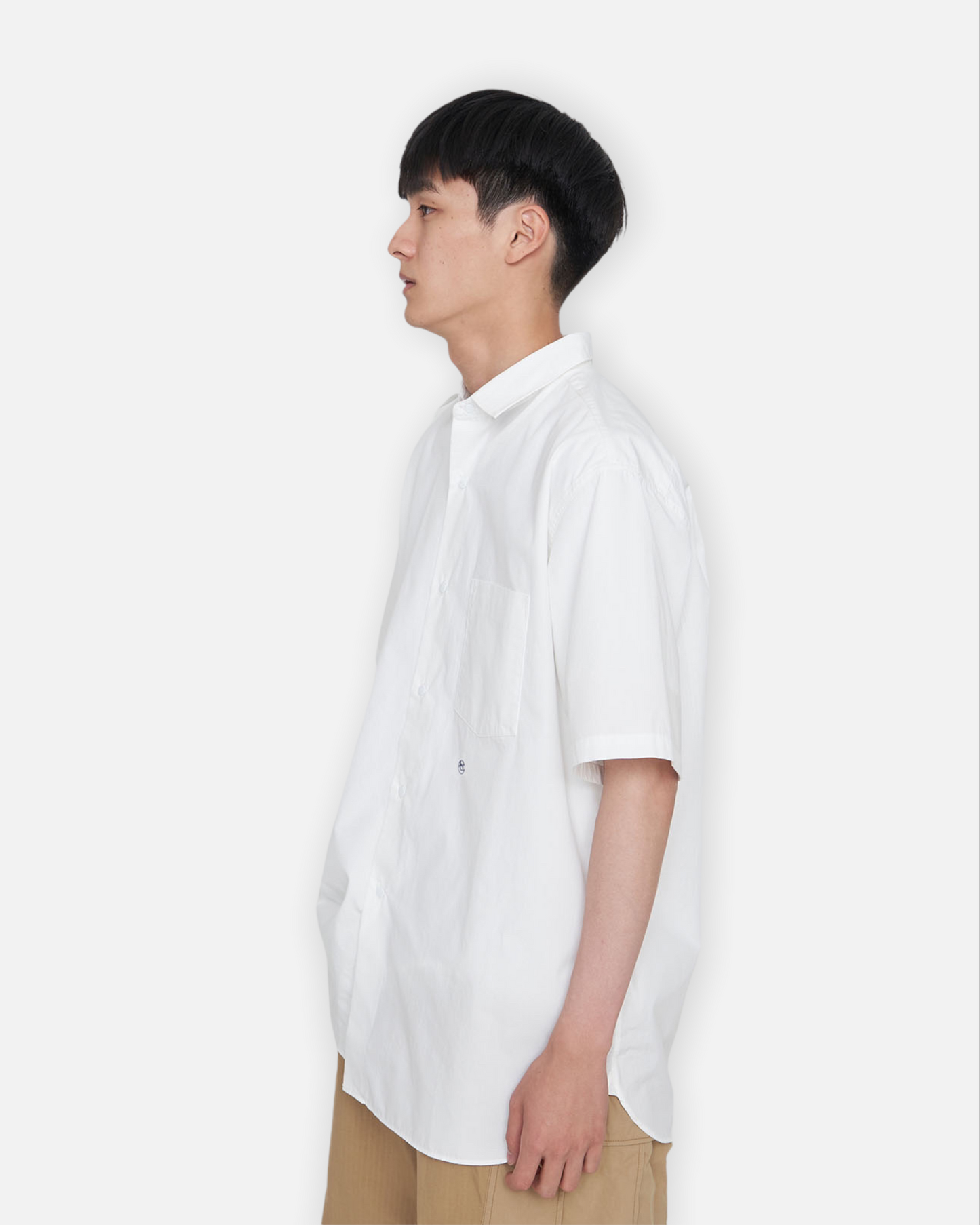 NANAMICA REGULAR COLLAR WIND H/S SHIRT (OFF WHITE)