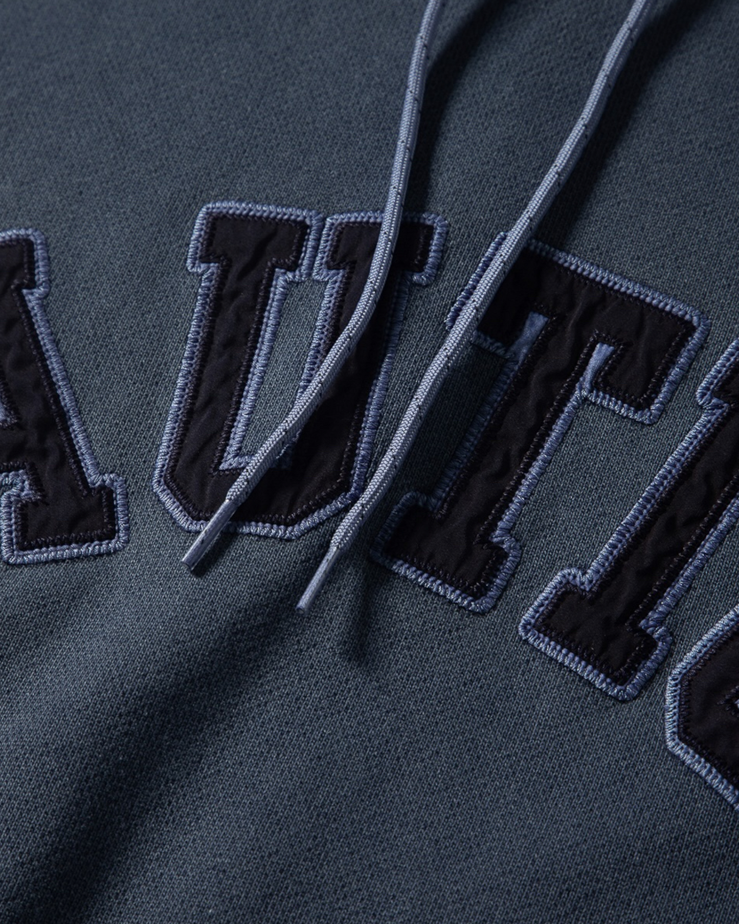 NAUTICA KNIT ACTIVE HEAVY WEIGHT SWEAT GARMENT DYED ARCHLOGO HOODIE (NAVY, 4NV)