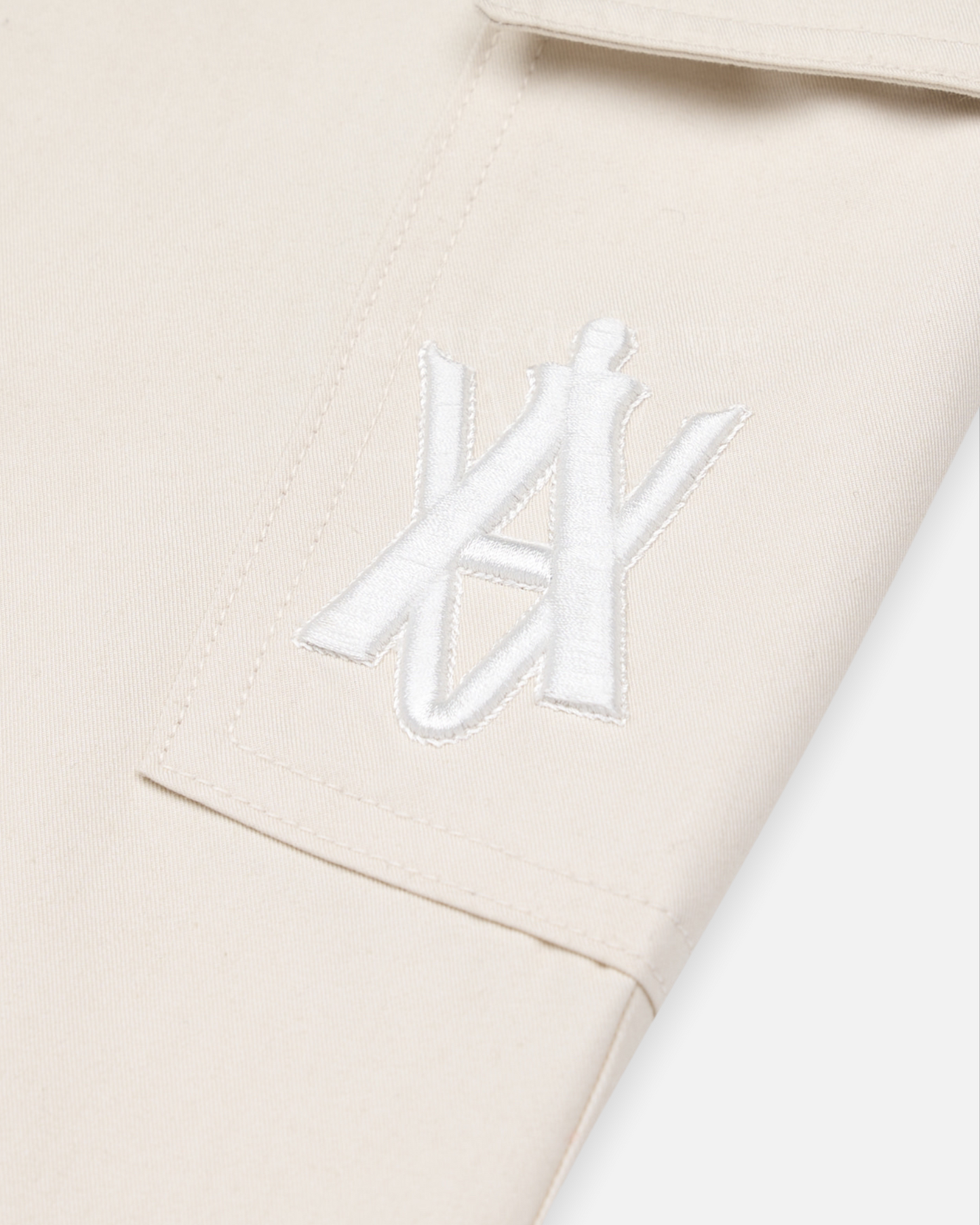 ADLV x LISA A LOGO EMBLEM EMBROIDERY CARGO PANTS (IVORY)