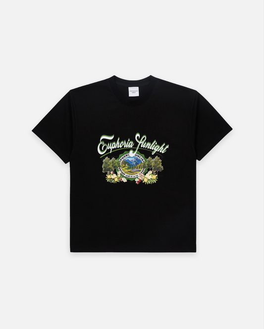 ADLV x LISA GREENERY ARTWORK BASIC SHORT SLEEVE T-SHIRT (BLACK)