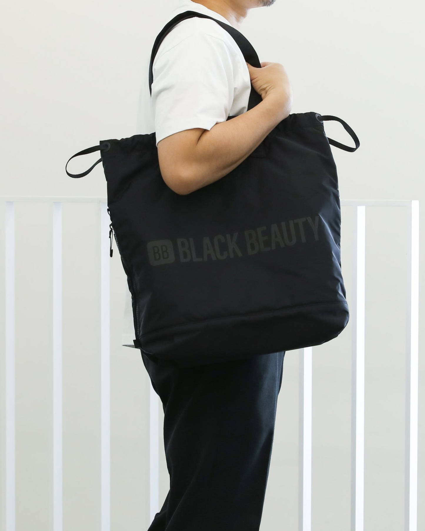 RAMIDUS TOTE BAG (BLACK)