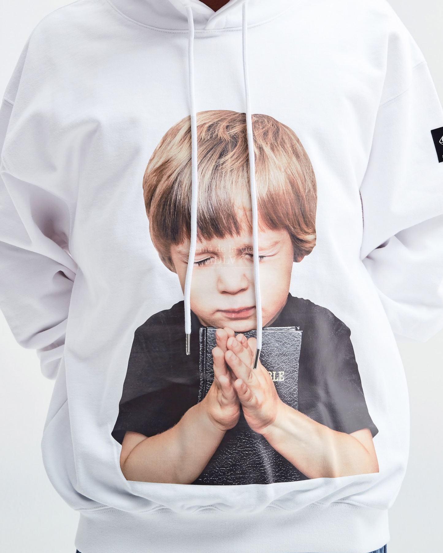 ADLV BABY FACE HOODIE WHITE PRAYER (WHITE)