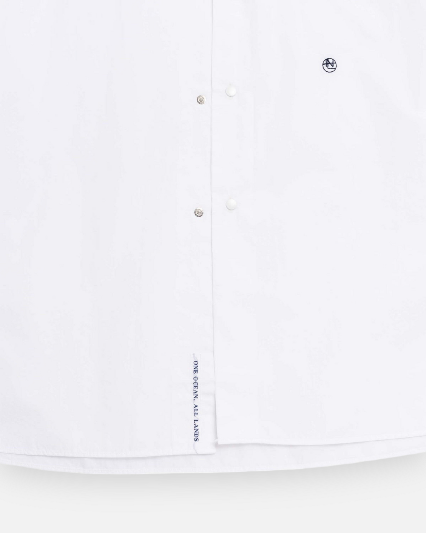 NANAMICA REGULAR COLLAR WIND SHIRT (WHITE)