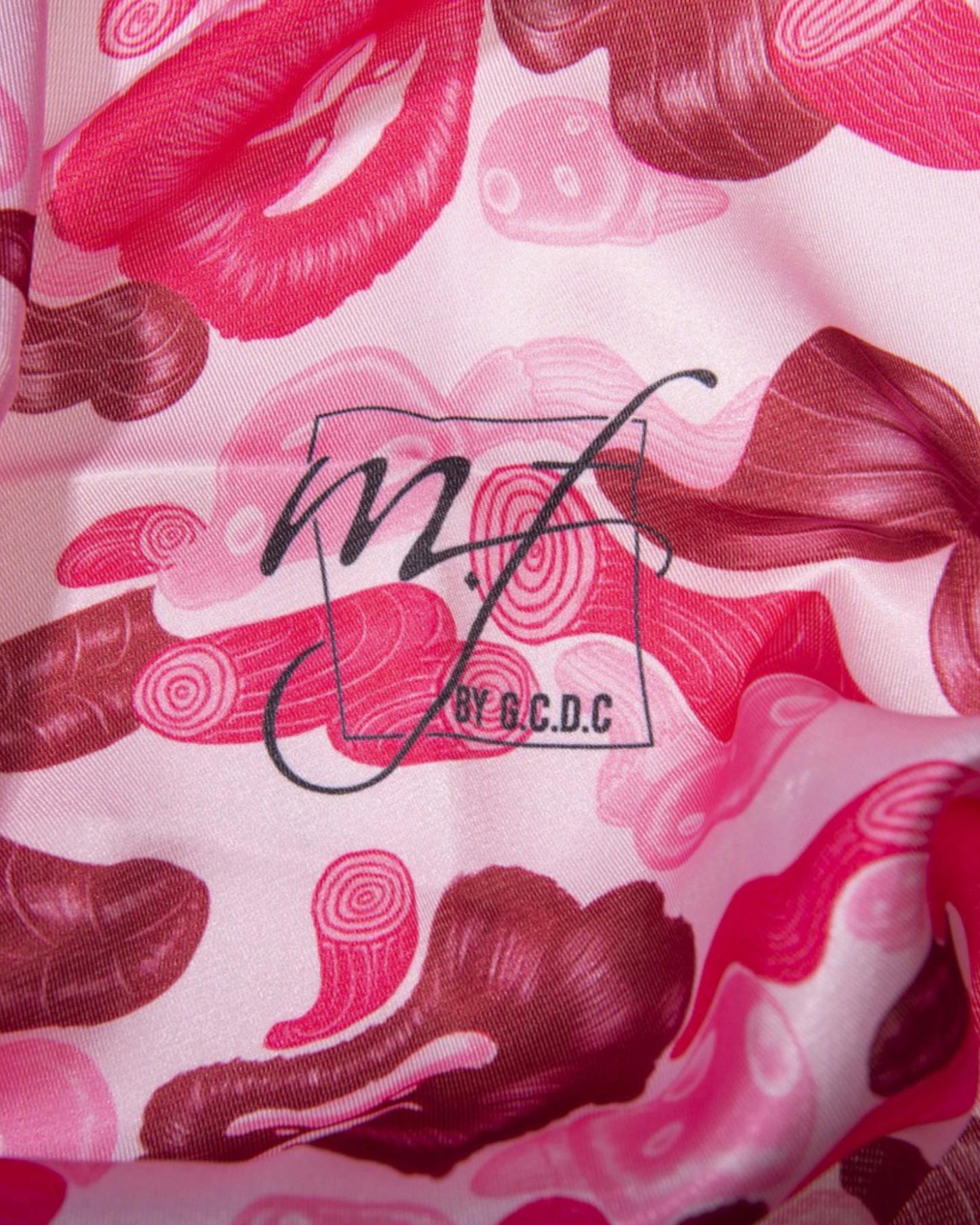 BAPE SCARF (PINK)